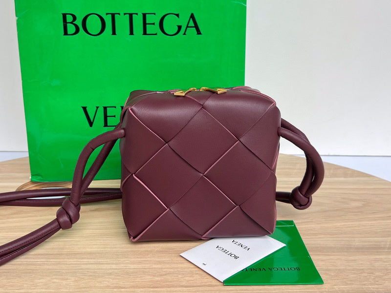 Bags Attire - Bottega Veneta Bags - 1098