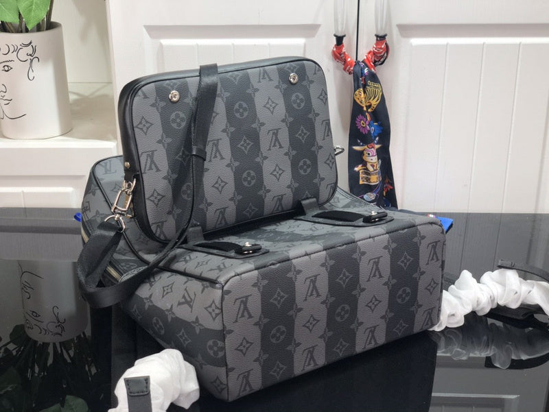 Bags Attire Louis Vuitton bags - 2482