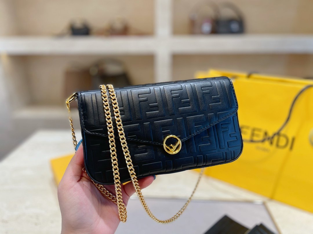 NEW Arrival Bags Fendi 126