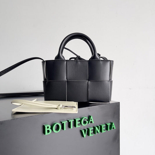 Bags Attire - Bottega Veneta Bags - 434