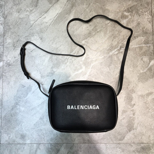 Bags Attire - Balenciaga Bags - 1583