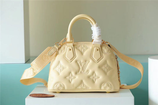 LV Alma BB Banana Yellow For Women, Shoulder And Crossbody Bags 9.6in/25cm LV M59821