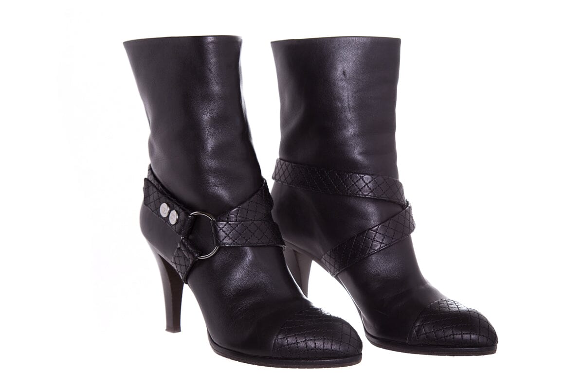 Chanel Calfskin Black Wrap Detail  Boots SZ 39