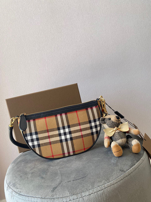 Bags Attire - Burberry Bags - 041