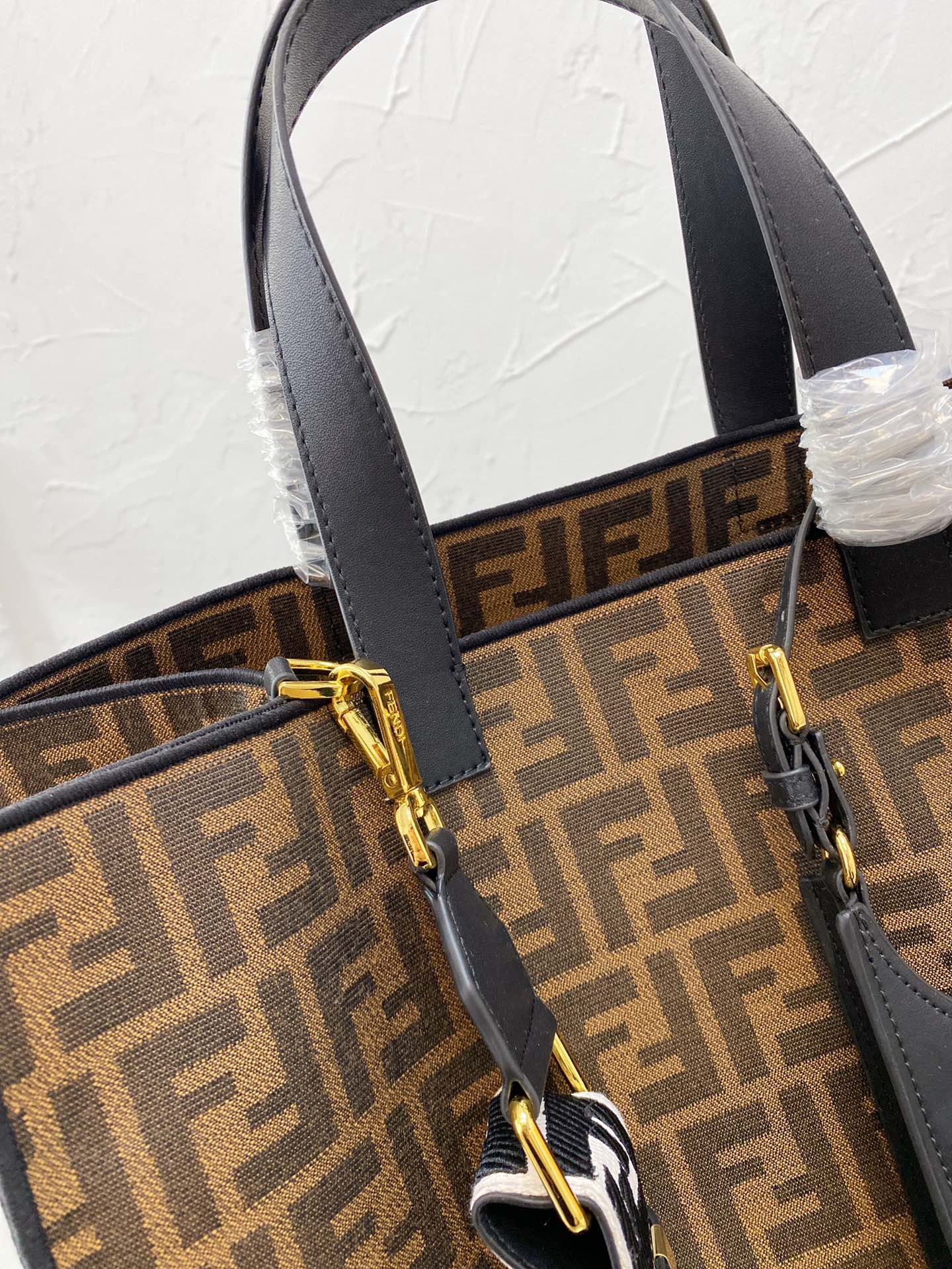 NEW Arrival Bags Fendi 138