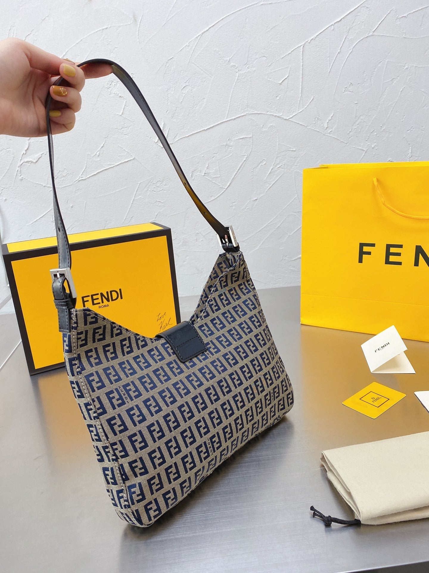 Luxury  Bags Fendi 231