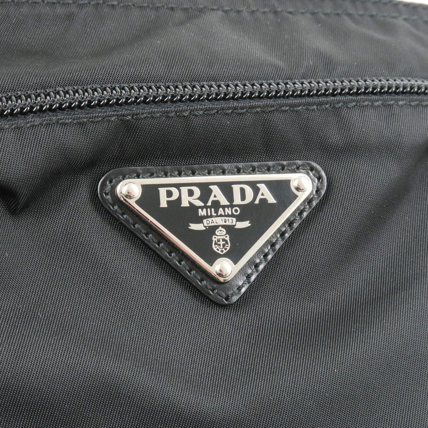 Prada Logo Nylon Leather Crossbody Shoulder Bag NERO Black BT0420