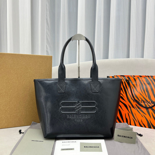 Bags Attire - Balenciaga Bags - 963