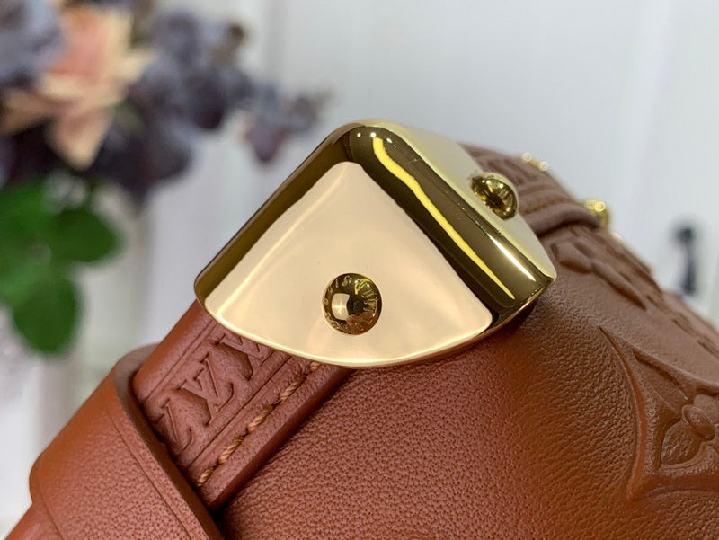 Bags Attire Louis Vuitton bags - 2470