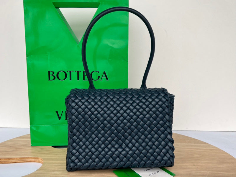 Bags Attire - Bottega Veneta Bags - 1443