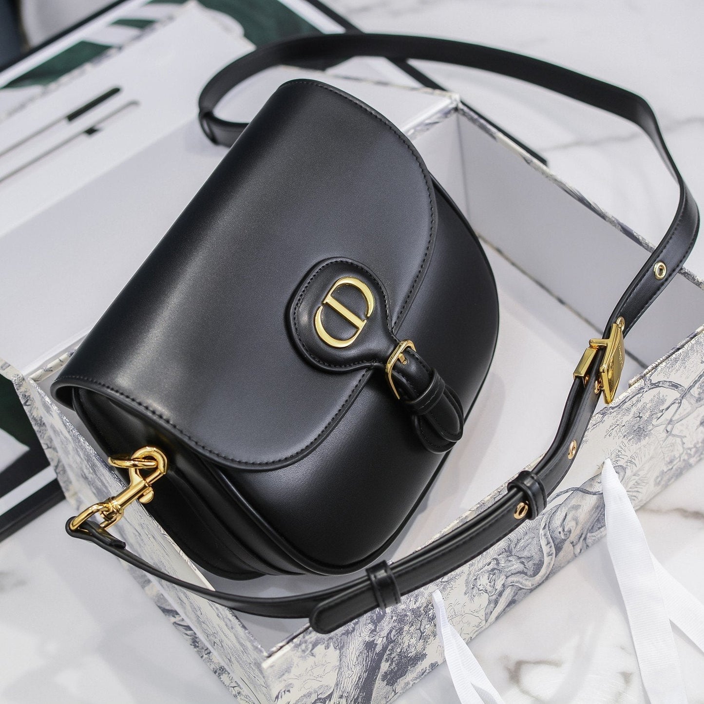 Luxury Handbags Christian Dior 226