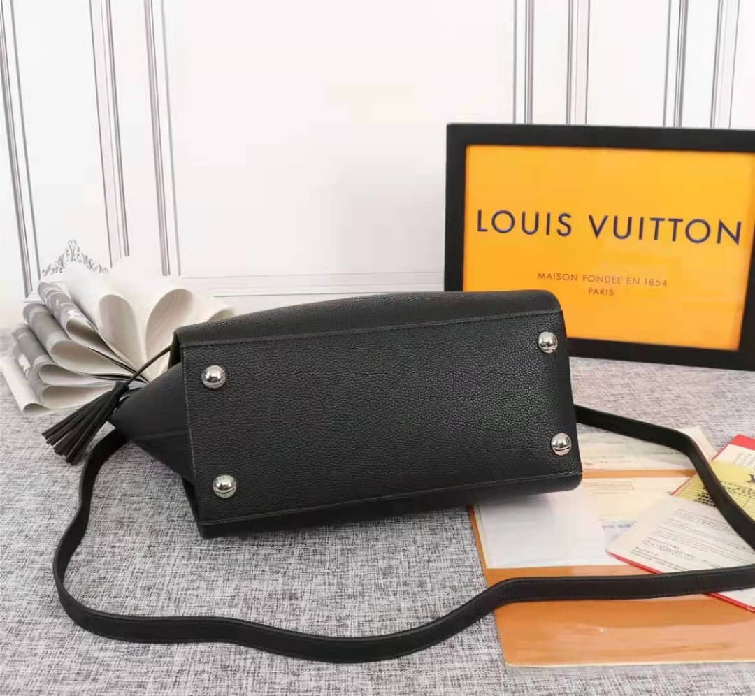 Designer Handbags Louis Vuitton 521