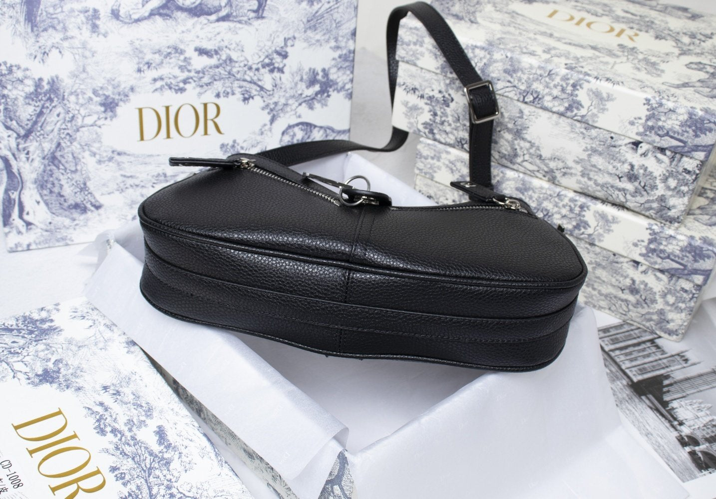 Luxury Handbags Christian Dior 114