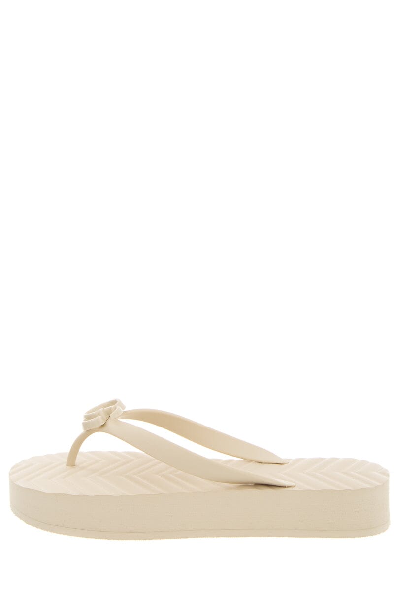 Gucci Ivory Rubber Logo Flip Flop Sandals SZ 39