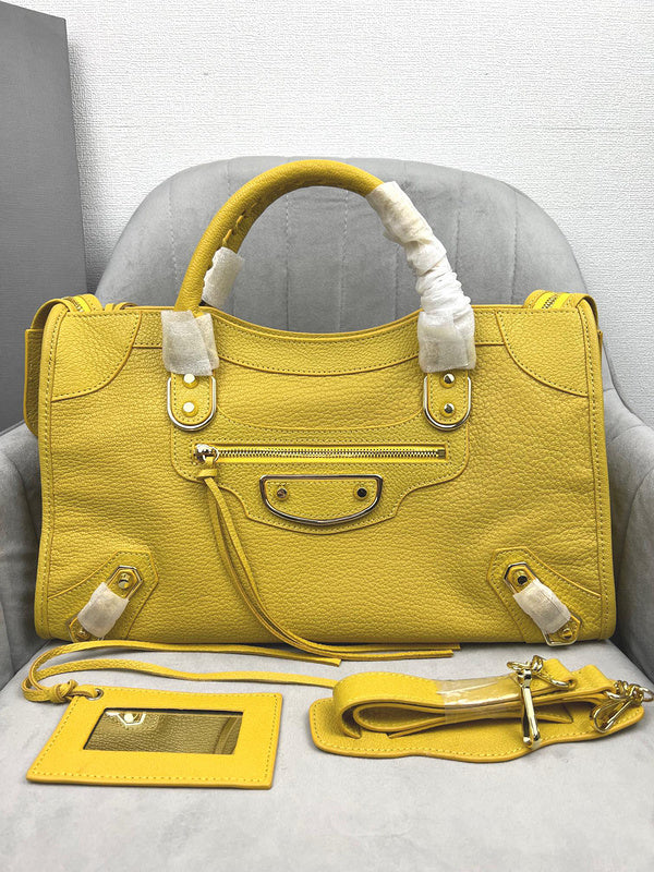 Bags Attire - Balenciaga Bags - 829