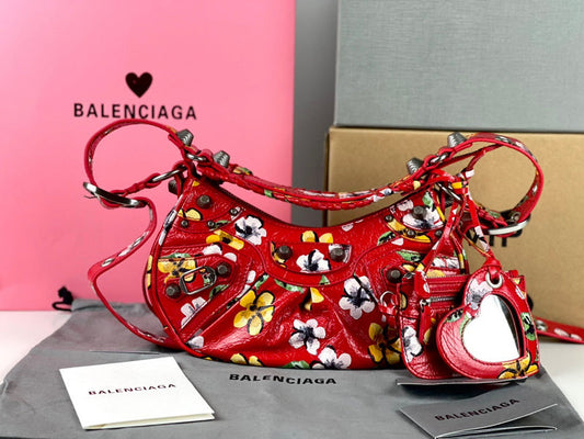 Bags Attire - Balenciaga Bags - 551