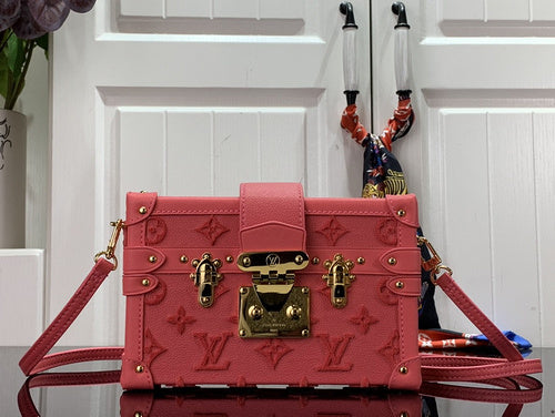 Bags Attire Louis Vuitton bags - 2472