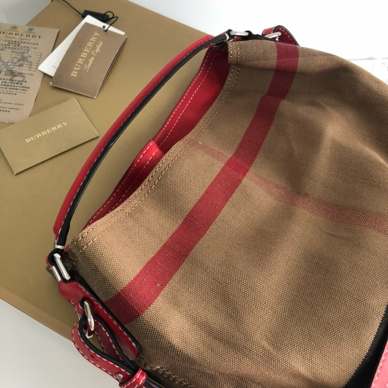 Burberry Bags - Bagsattire   430