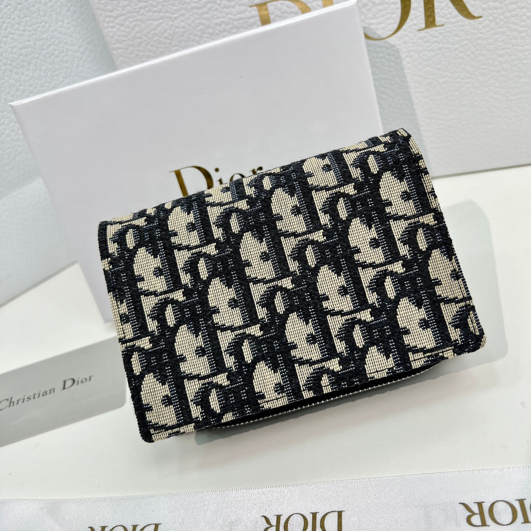 EN - New Arrival Wallet Christian Dior 012