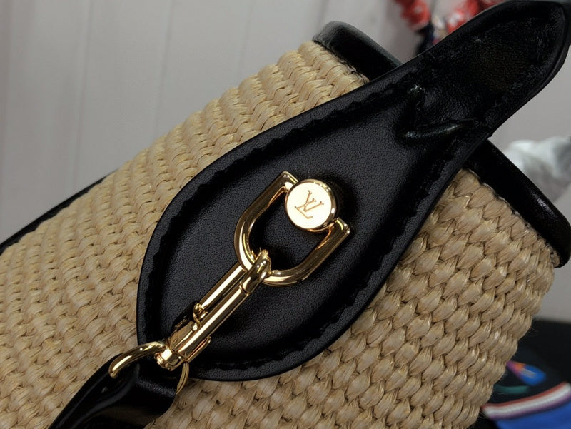 Bags Attire Louis Vuitton bags - 2468