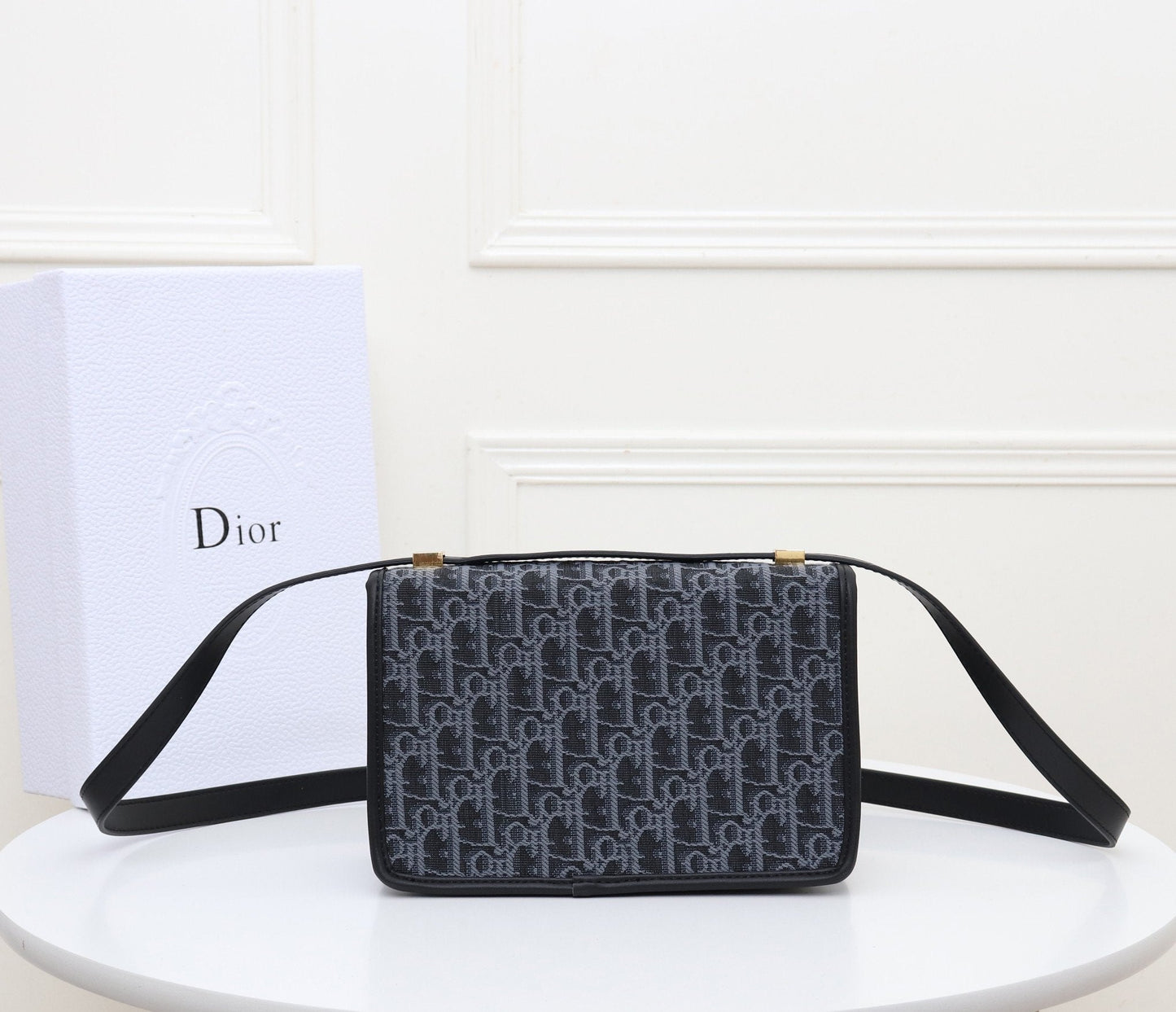 Luxury Handbags Christian Dior 144