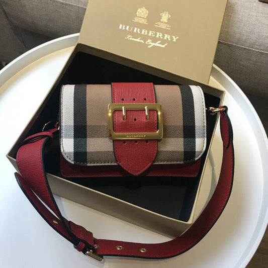 Bags Attire - Burberry Bags - 764