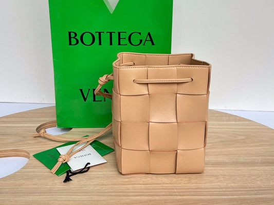 Bags Attire - Bottega Veneta Bags - 1146