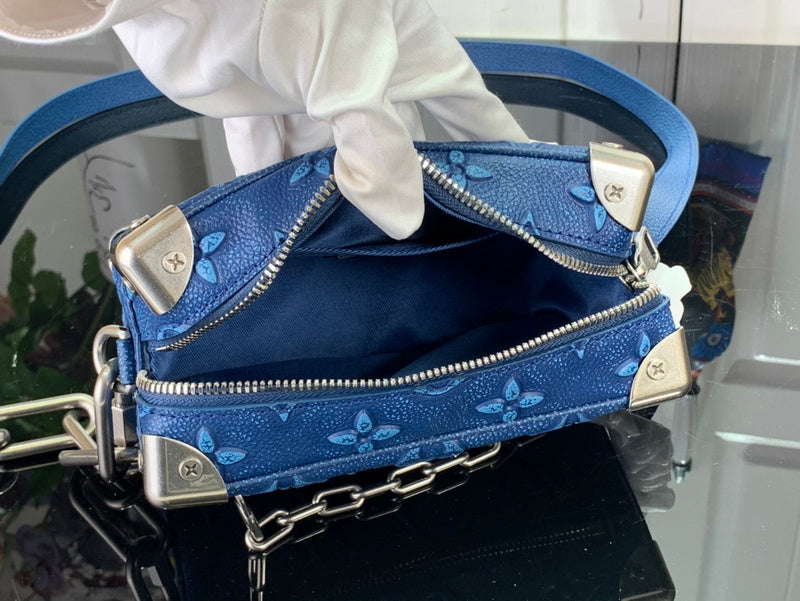 Bags Attire Louis Vuitton bags - 2460