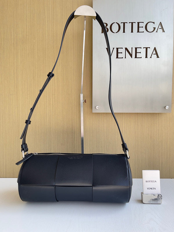 Bags Attire - Bottega Veneta Bags - 739