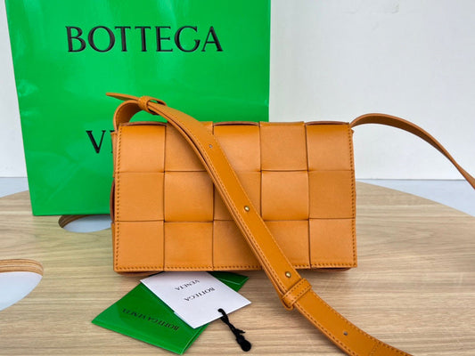 Bags Attire - Bottega Veneta Bags - 1506