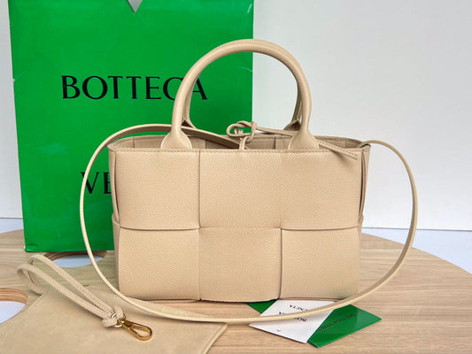 Bags Attire - Bottega Veneta Bags - 1563