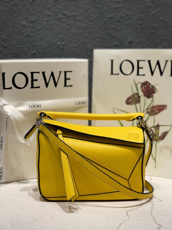 Bags Attire - Loewe Bags - 925