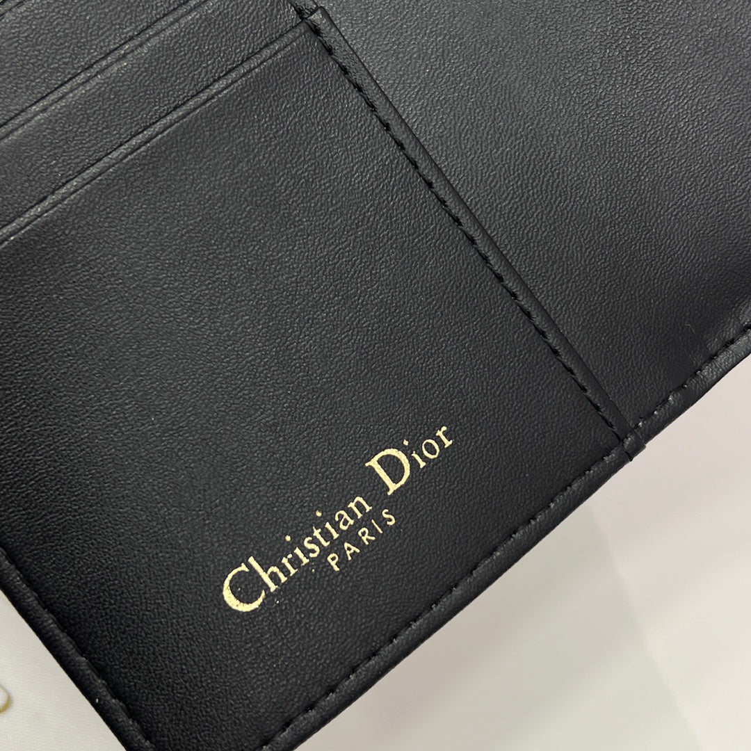 EN - New Arrival Wallet Christian Dior 019