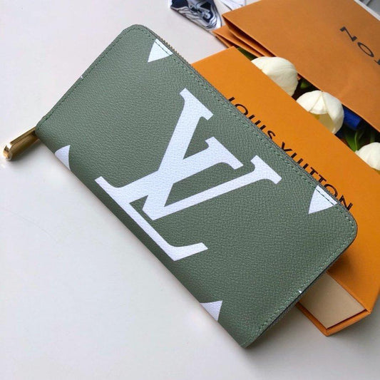 Louis Vuitton Zippy Wallet