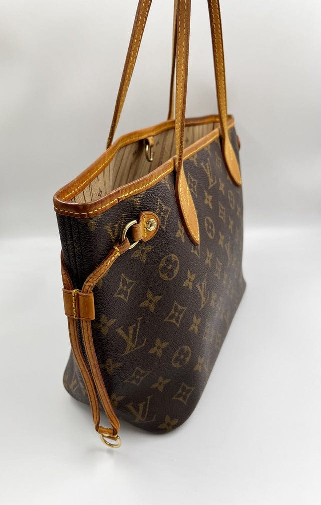 Louis Vuitton Neverfull PM Tote Bag in Classic LV Monogram Canvas