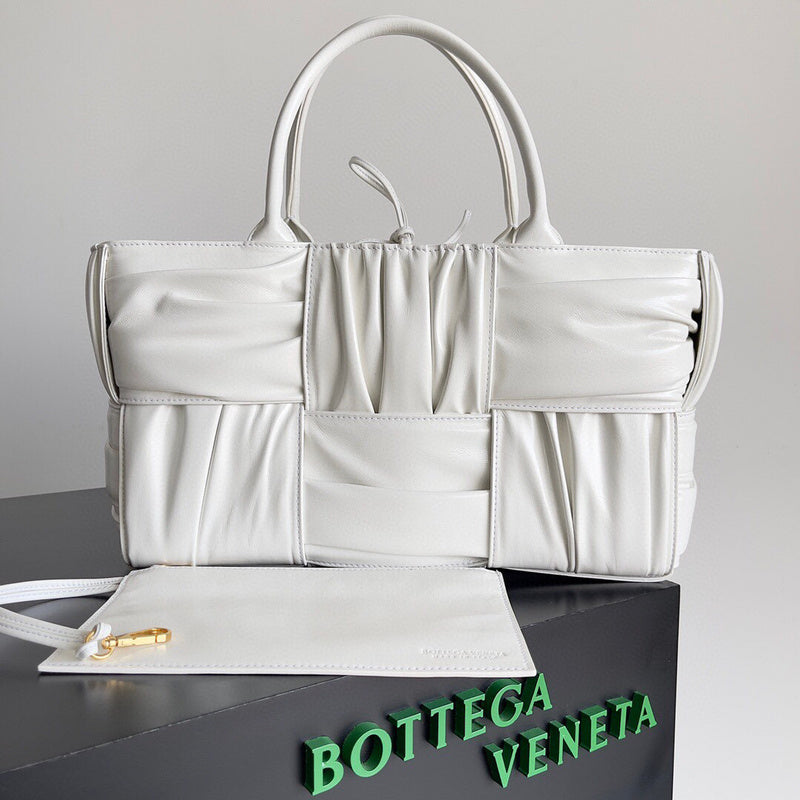 Bags Attire - Bottega Veneta Bags - 631