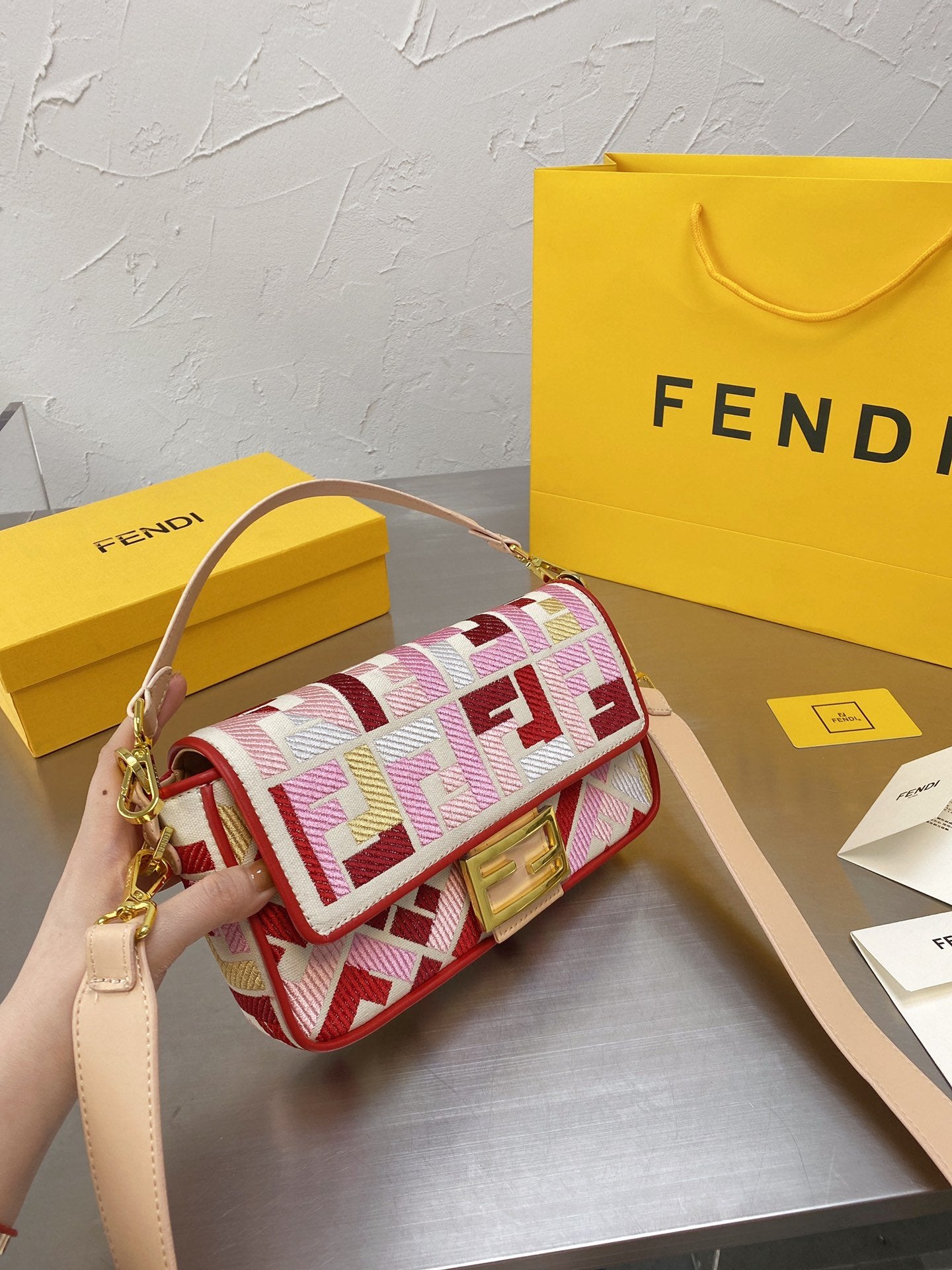 NEW Arrival Bags Fendi 119