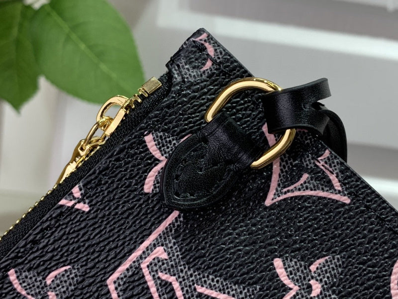 Bags Attire Louis Vuitton bags - 2452