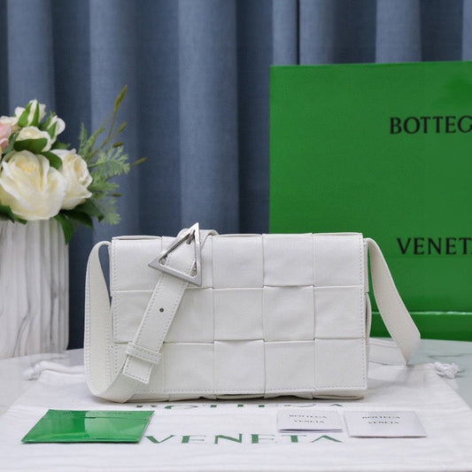 Bags Attire - Bottega Veneta Bags - 757