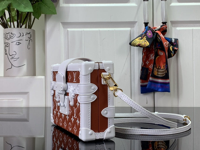 Bags Attire Louis Vuitton bags - 2466