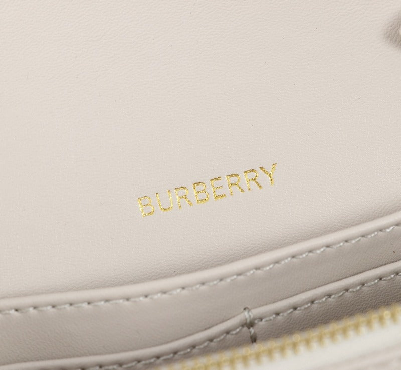 Burberry Bags - Bagsattire   159