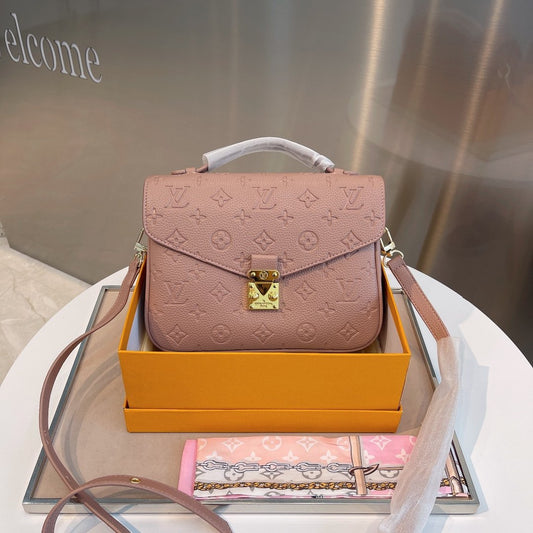 Designer Handbags Louis Vuitton 493