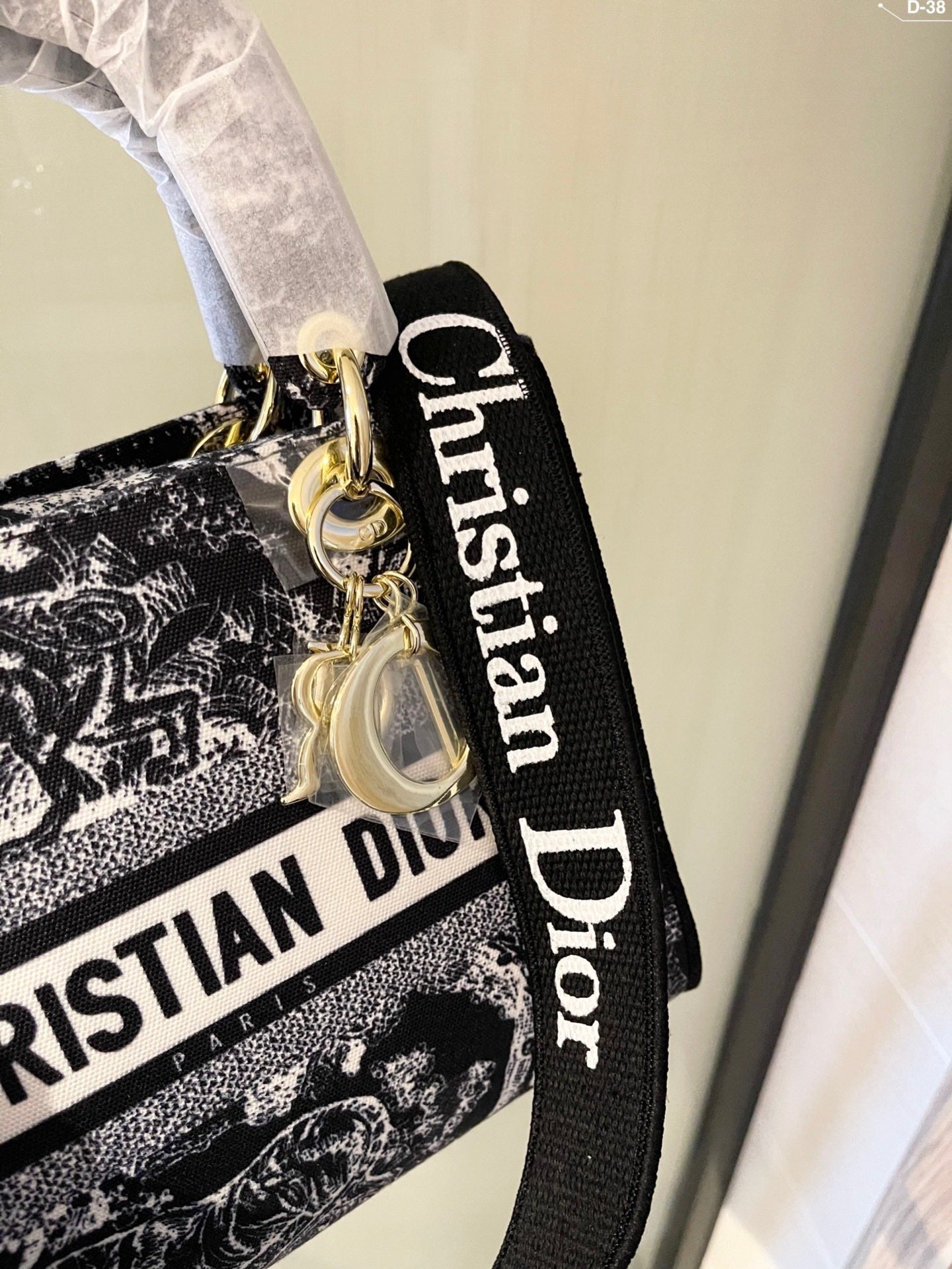 EN - New Arrival Bags Christian Dior 301