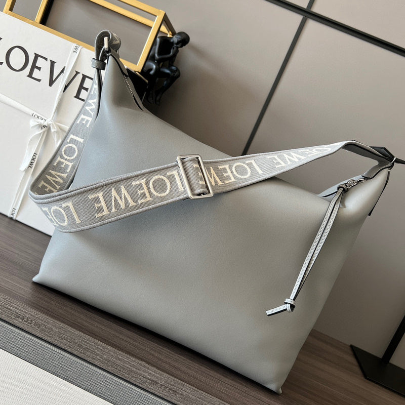 Bags Attire - Loewe Bags - 945