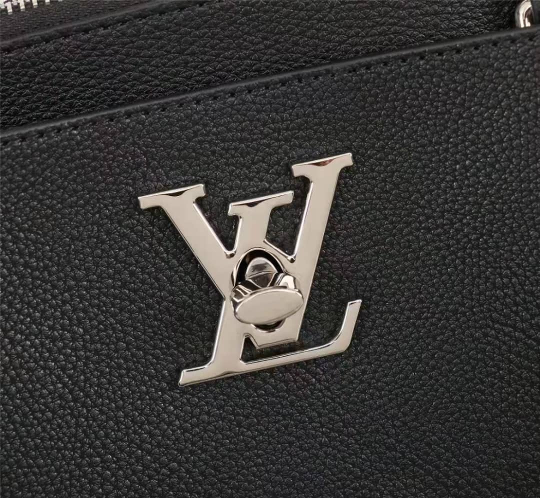 Designer Handbags Louis Vuitton 521