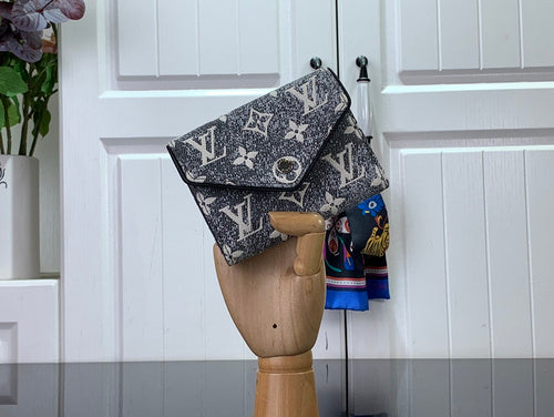 Bags Attire Louis Vuitton bags - 2486