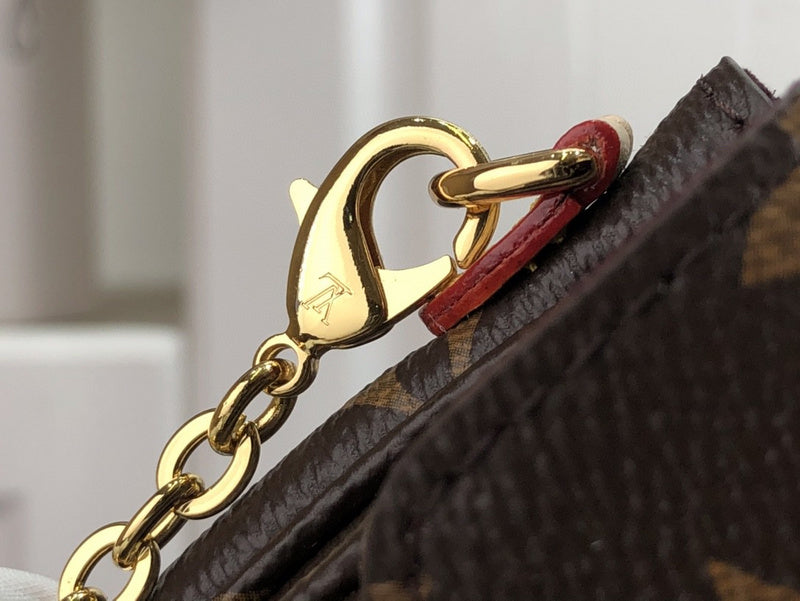 Bags Attire Louis Vuitton bags - 2458