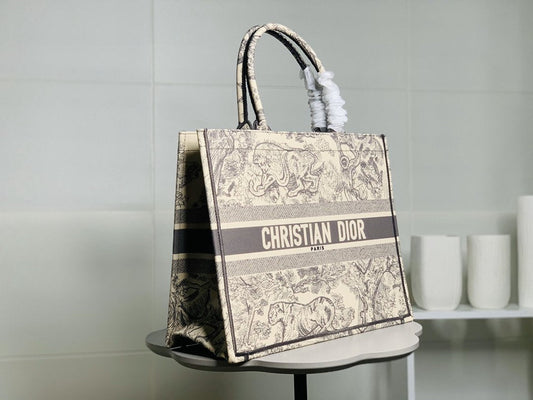 EN - New Arrival Bags Christian Dior 128