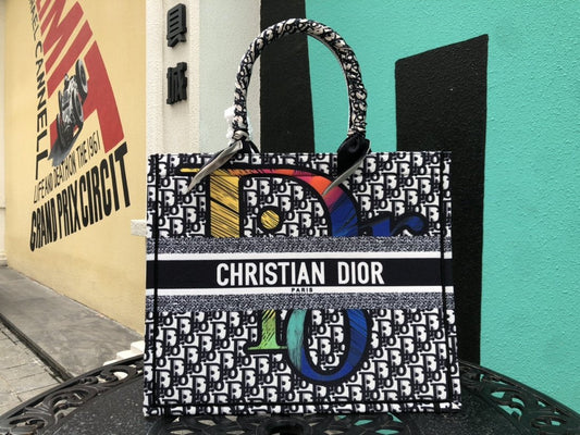 Luxury Handbags Christian Dior 233