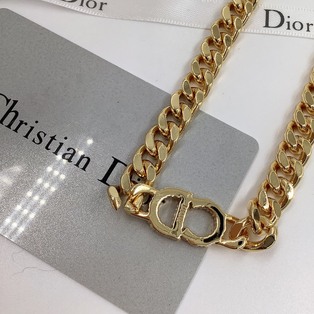 EN - Lux Necklace Christian Dior006